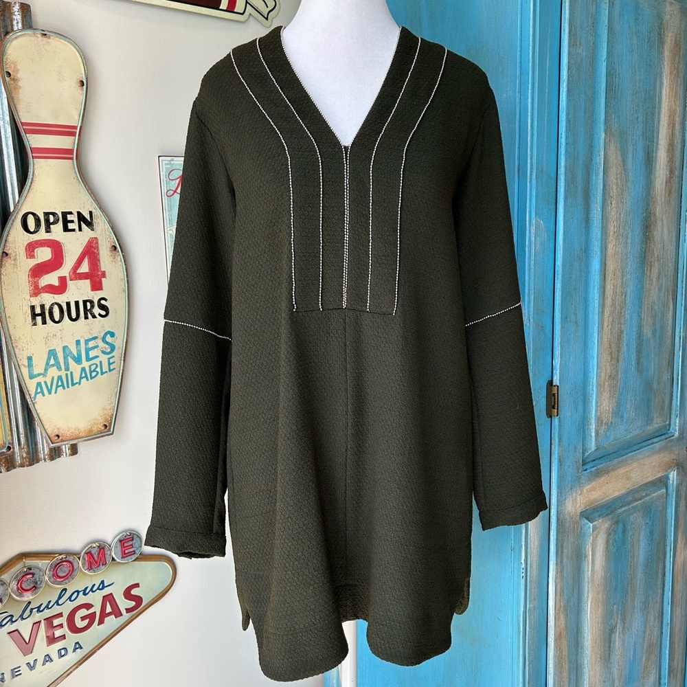 Nanette Lepore Green Textured Tunic Top Artisan Boho Chic Contemporary